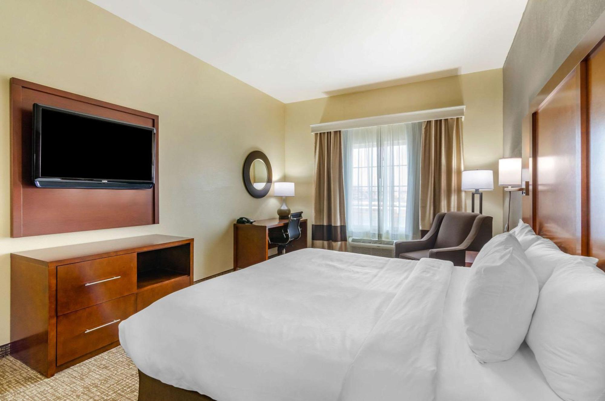 Comfort Inn & Suites Near Bethel College Newton Kültér fotó